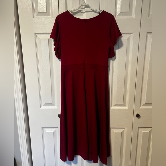 Dokotoo Red Flutter Sleeve Midi Dress - L - Picture 4 of 5